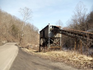 Idled Victor truck-dump tipple on the former Clinchfield, 2011 -Chase Freeman