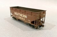 Southern Extended Height Twin Hopper - Athearn Offset Finished